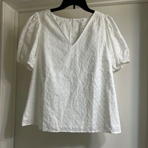 White Boxy Blouse with Puff Sleeves and Ruffled Style